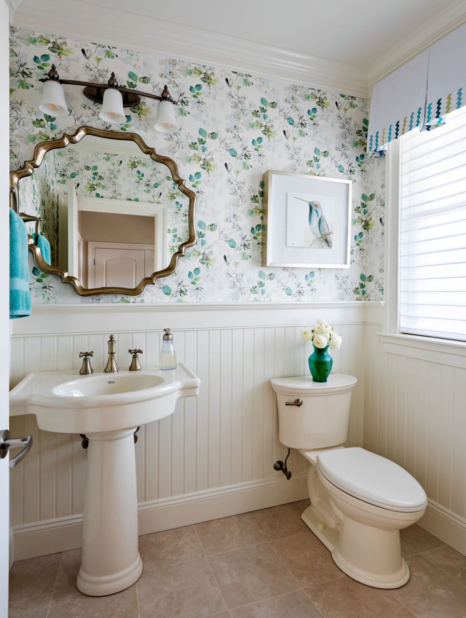 How to make your small bathroom seem luxurious